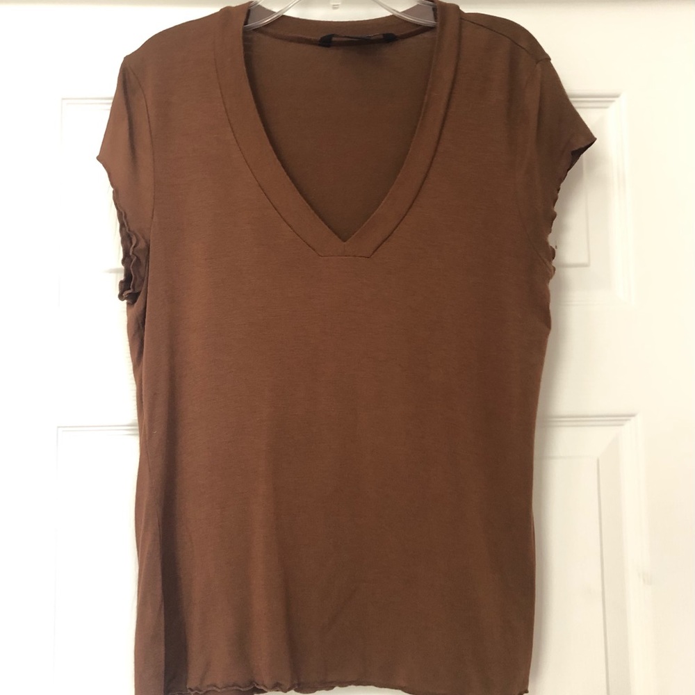 Banana Republic Stretch V-Neck Lettuce edge Top
